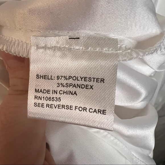 Revolve Central Park West L.A. Cold Shoulder Blouse White Size Small NWT - Picture 11 of 13